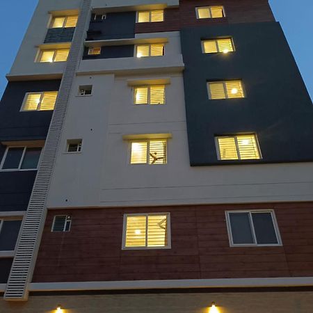 Symphony Suites Bangalore Eksteriør bilde