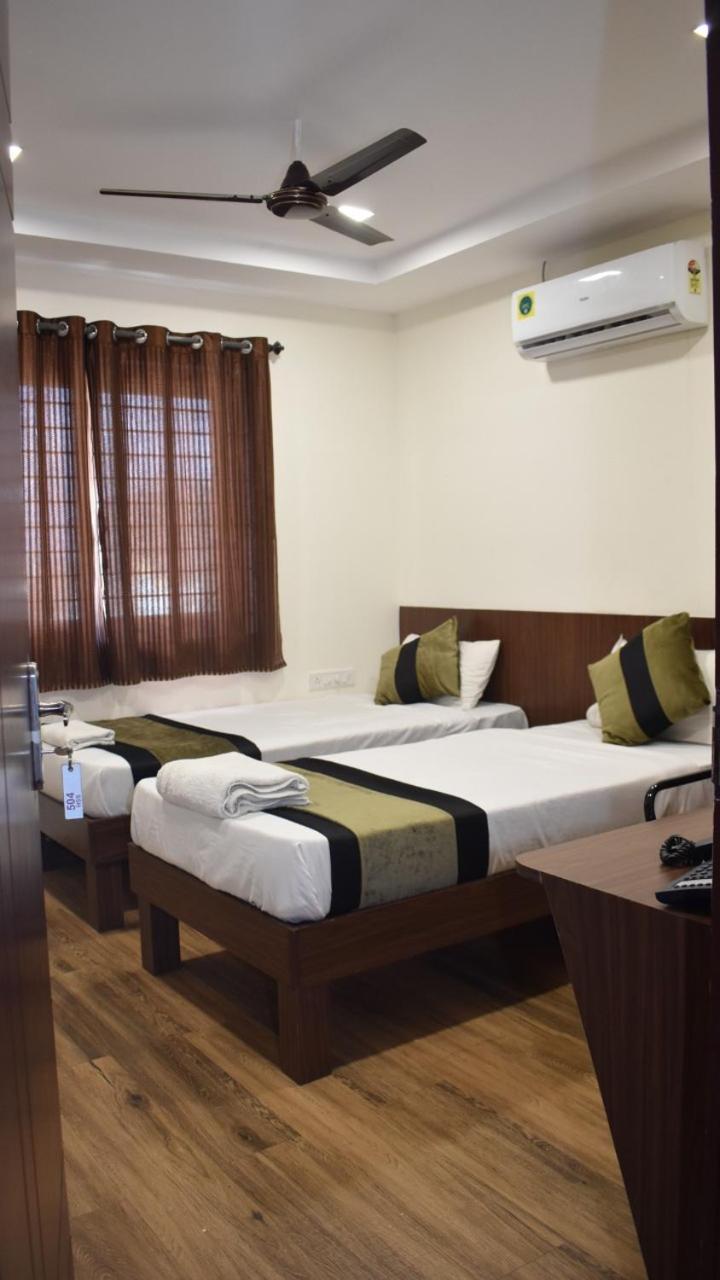 Symphony Suites Bangalore Eksteriør bilde