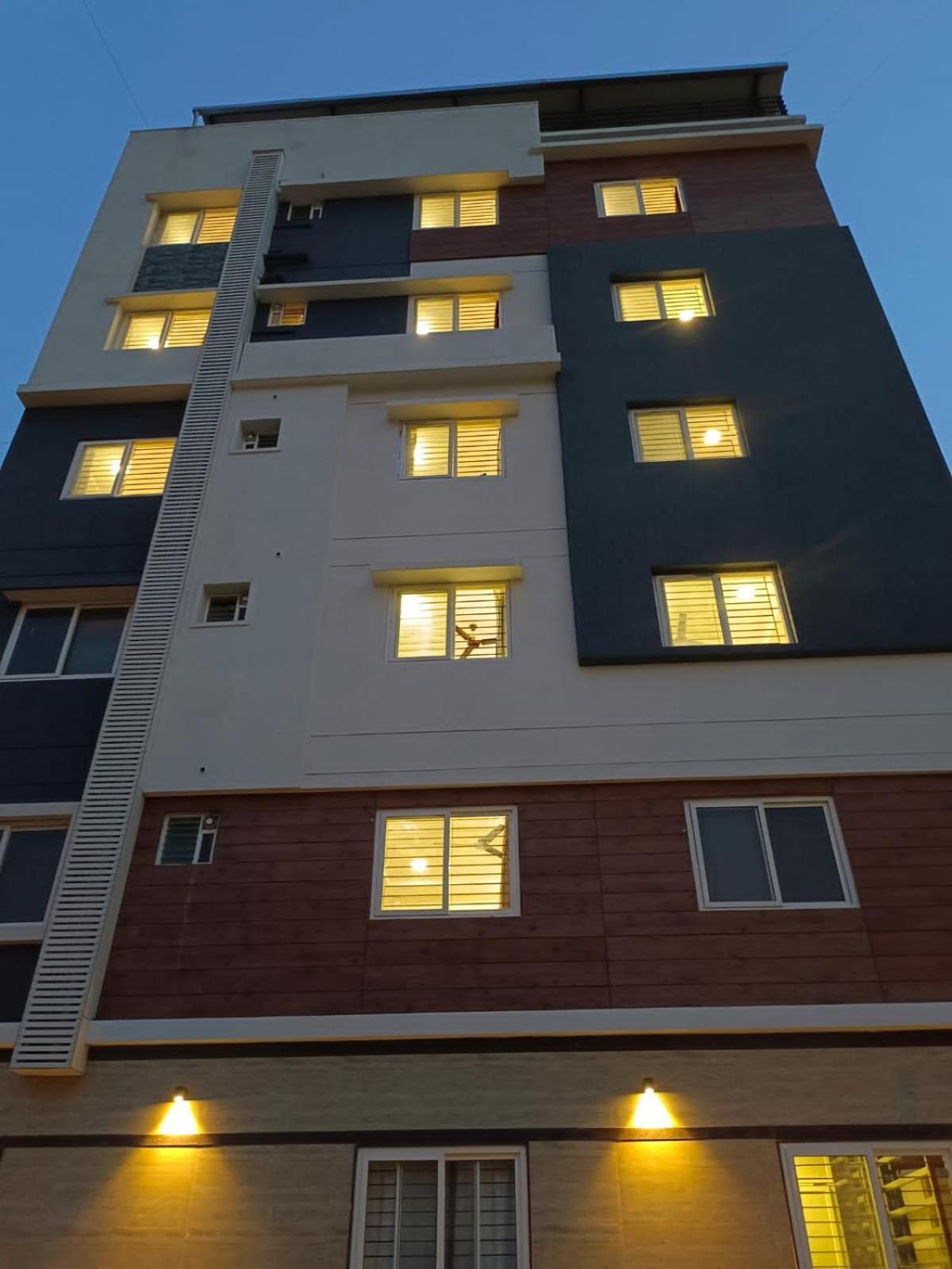 Symphony Suites Bangalore Eksteriør bilde