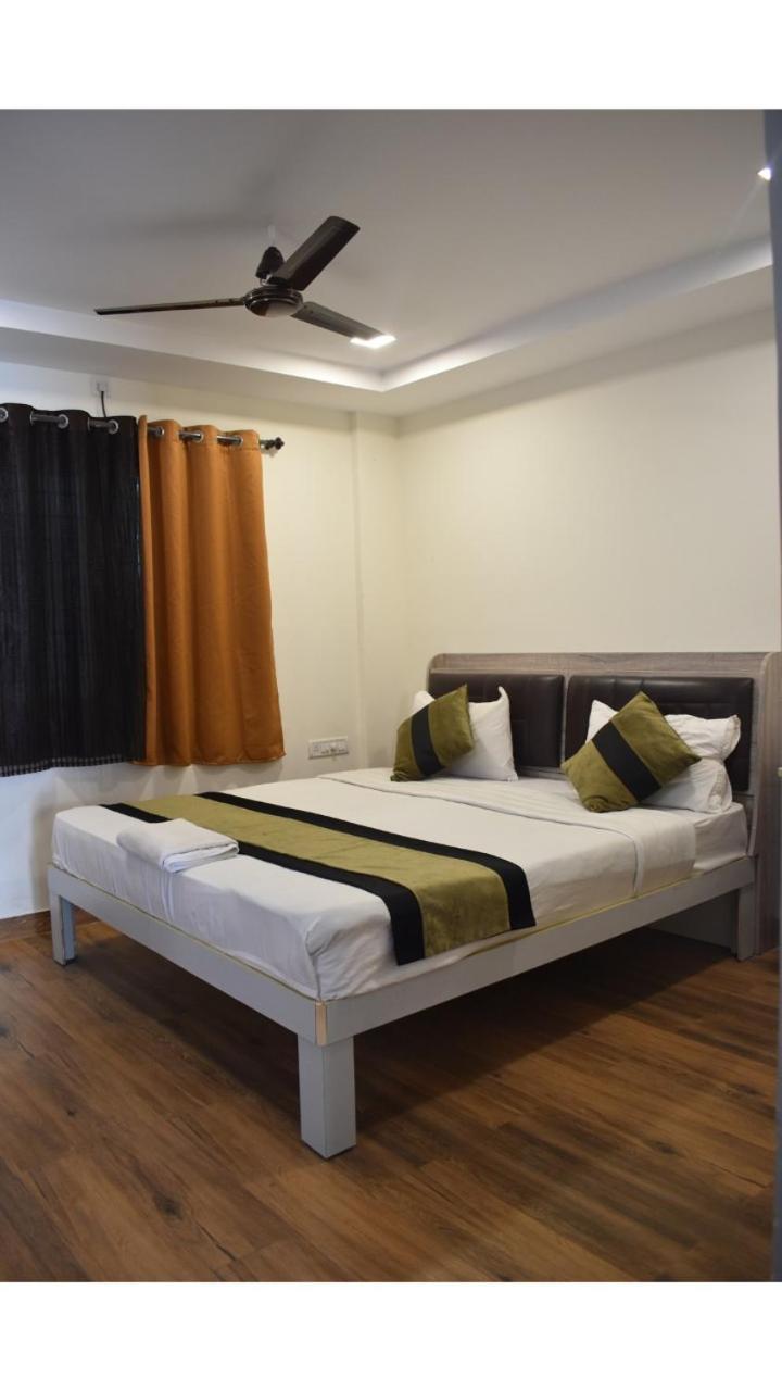 Symphony Suites Bangalore Eksteriør bilde
